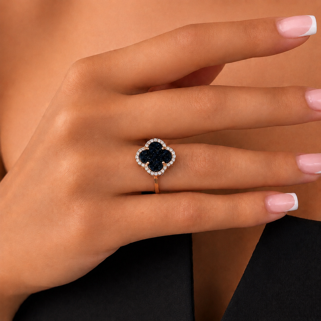 Срібна каблучка  Конюшинка з авантюрином(550ак)